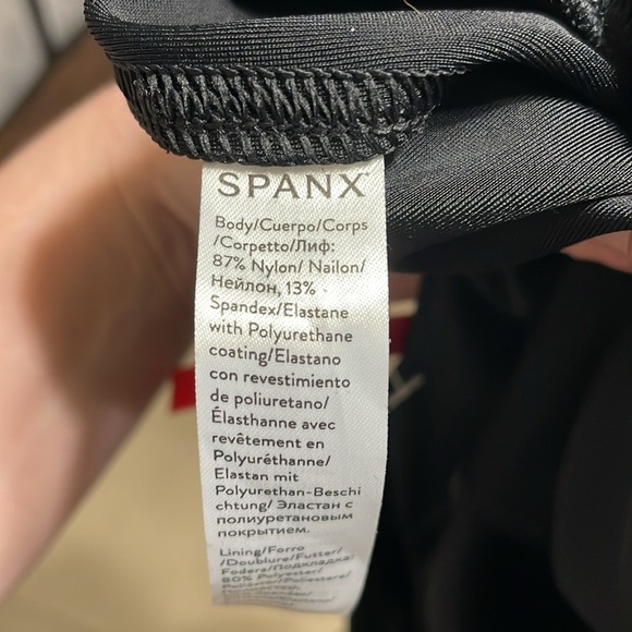 Spanx by Sara Blakey Black Faux Leather Skinny Ankle Pants Size XS - Picture 8 of 8